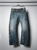 「TSUNAMI」 Lightning Fade Curved-Leg Jeans